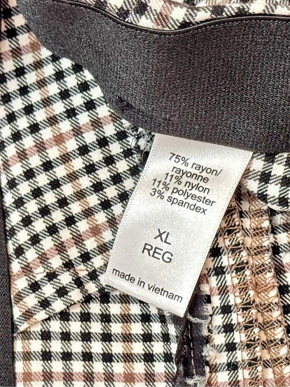Maurices Women's Checkered Skinny Pants Black & White XL Like New - Picture 4 of 4